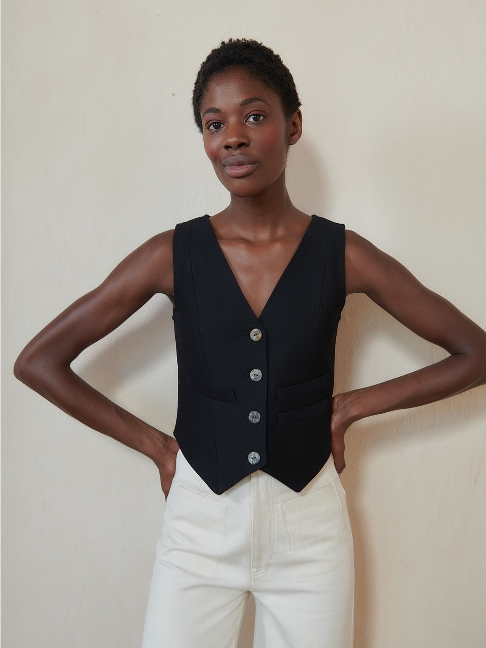 NWOT Maria Stanley Farra Vest L in Black